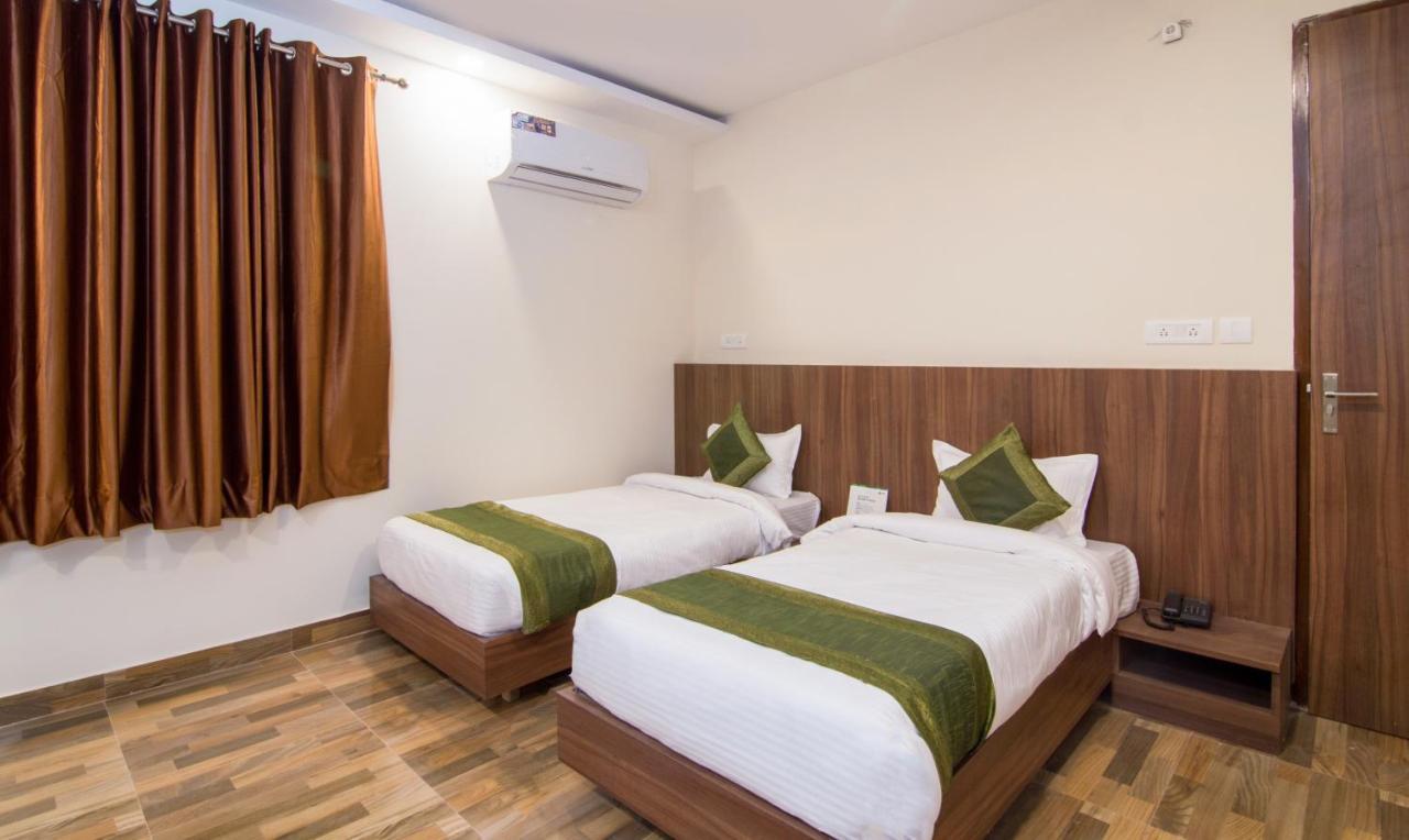 Hotel Treebo Trend Bipin International Lucknow Zewnętrze zdjęcie