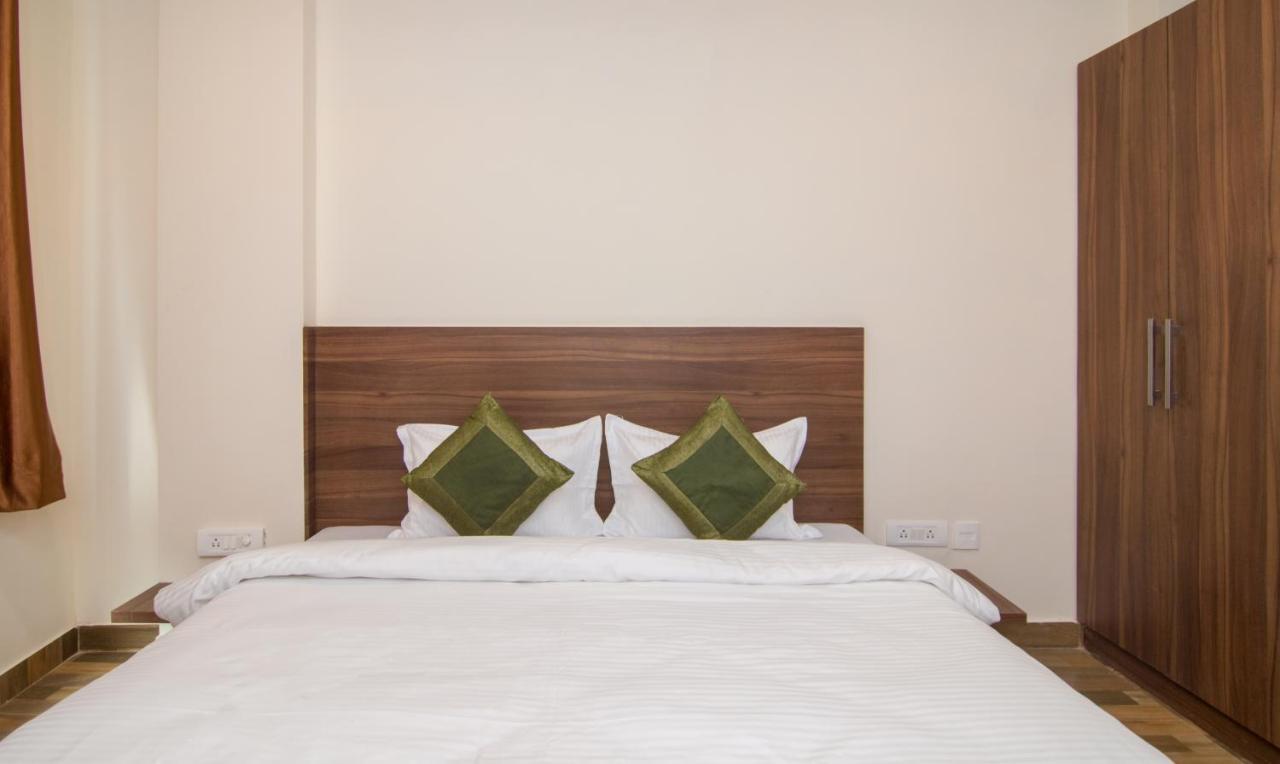Hotel Treebo Trend Bipin International Lucknow Zewnętrze zdjęcie